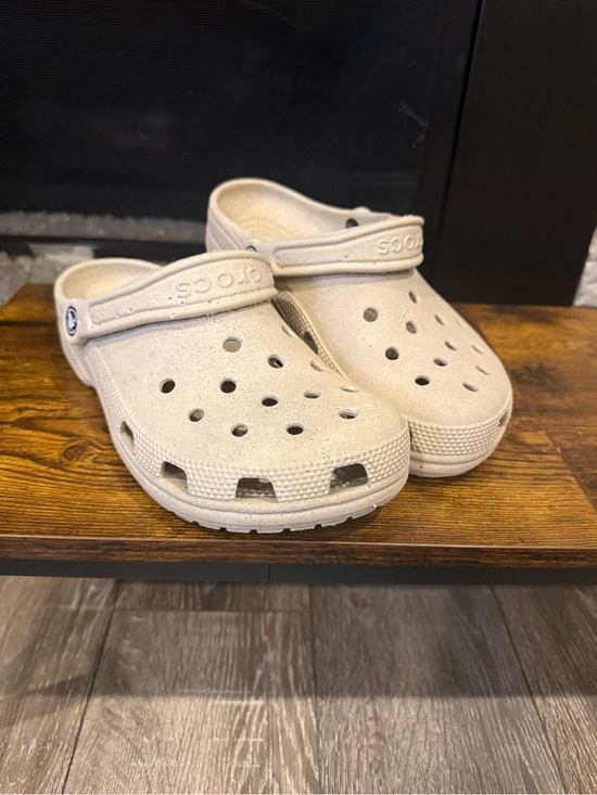 CROCS Other - CROCS Kids Classic Clog in Sand Beige Men 7